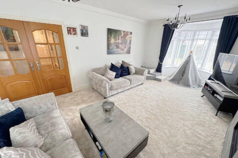 Front Lounge
