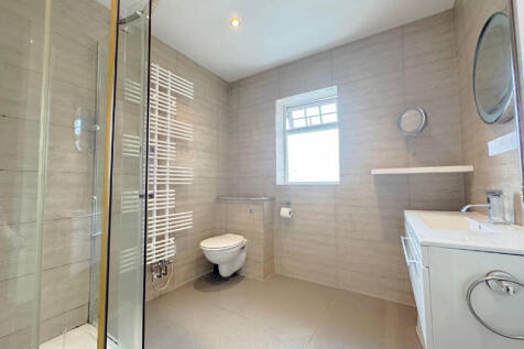 Bedroom One Ensuite