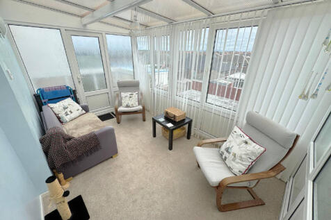 Sun Lounge