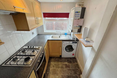 Ground Floor Apartment - Kitchen