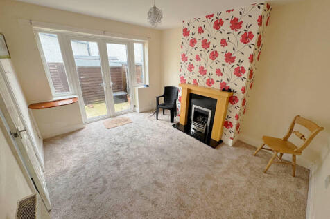 Ground Floor Apartment - Lounge