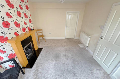 Ground Floor Apartment - Lounge