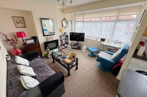 First Floor Apartment - Lounge