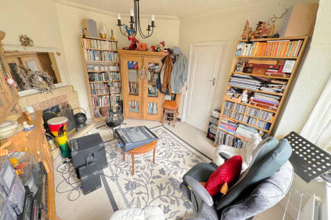 Front Lounge