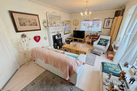 Rear Lounge