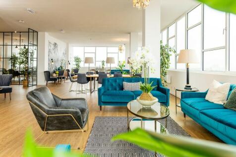 Sky Lounge