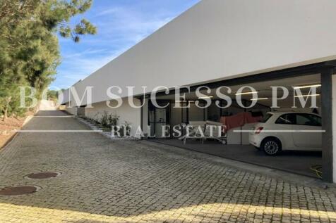 Bom Sucesso PM Real Estate Golf Resort Villa