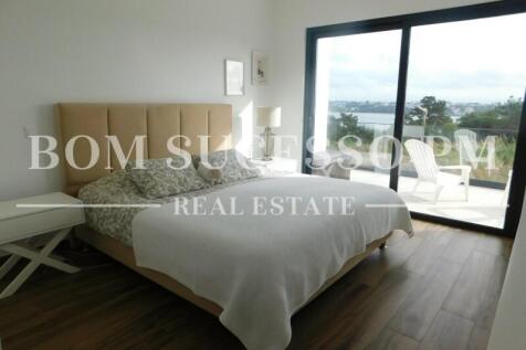 Bom Sucesso PM Real Estate Obidos Lagoon Villa