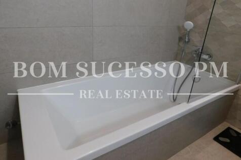 Bom Sucesso PM Real Estate Obidos Lagoon Villa