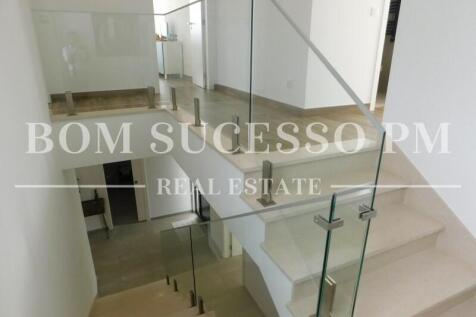 Bom Sucesso PM Real Estate Obidos Lagoon Villa