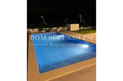 Bom Sucesso PM Real Estate Obidos Lagoon Villa