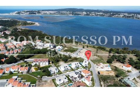Bom Sucesso PM Real Estate Obidos Lagoon Villa