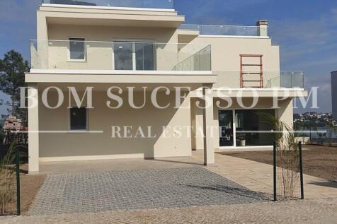 Bom Sucesso Property Management Real Estate
