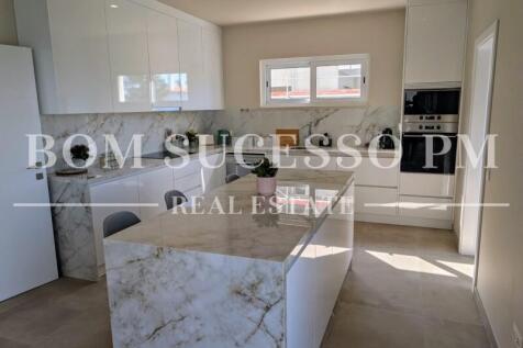 Bom Sucesso Property Management Real Estate