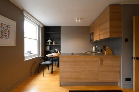 Kitchen/Dining Area
