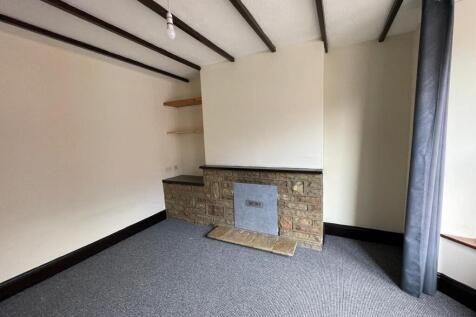 Living room 3