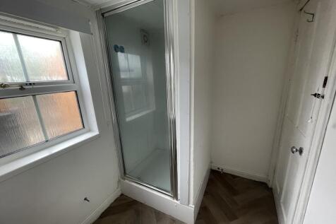 shower room (2)