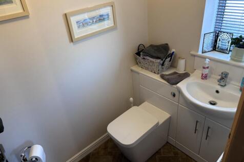 Guest Cloakroom