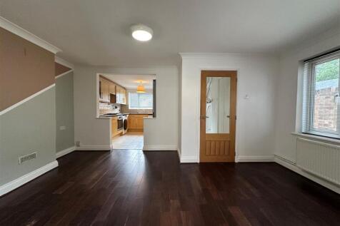 Dining Area.jpg