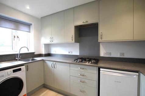 Kitchen 1.JPG