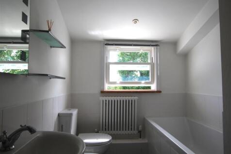Bathroom.JPG
