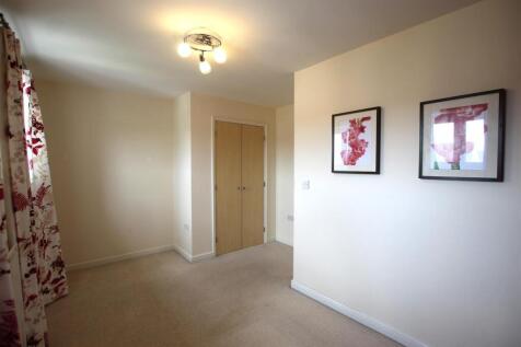 Bedroom .JPG