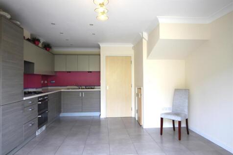 Kitchen 1.JPG