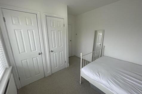 18 pelaw 10.jpg