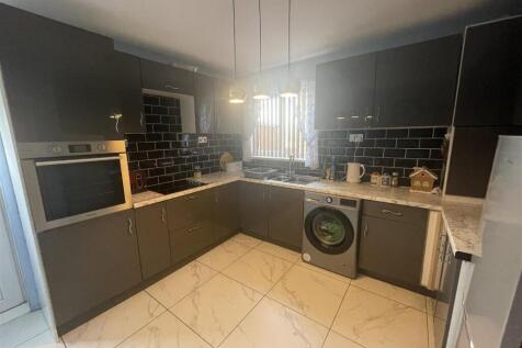 23 pelaw 11.jpg