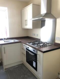 kitchen 2.jpg