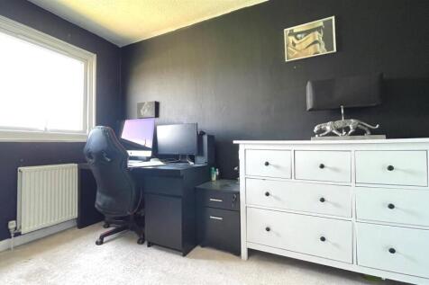 Bedroom 3.jpg