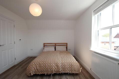 bedroom2.JPG
