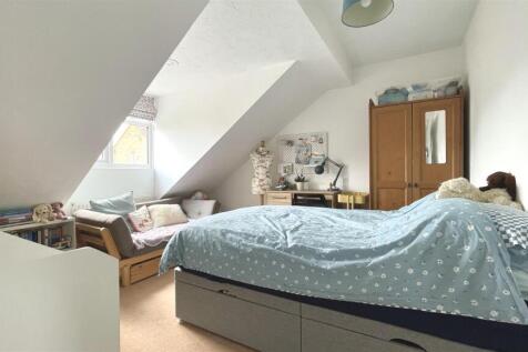 Bedroom 2.jpg