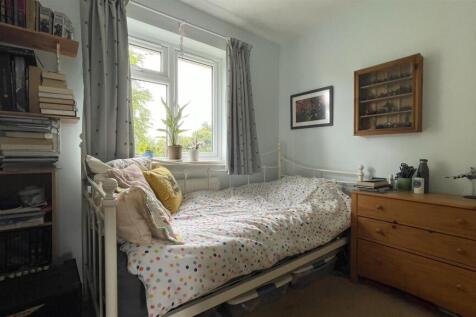 Bedroom 3.jpg