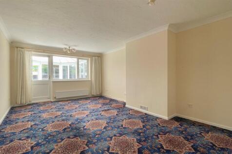 Living Room.jpg
