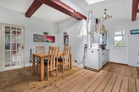 kitchen2.JPG