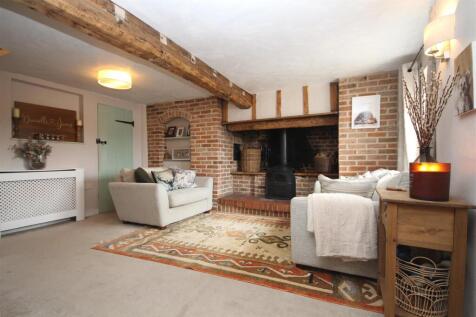 Livingroom.JPG