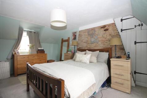 Bedroom1.JPG