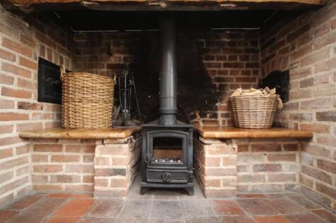 Fireplace.JPG