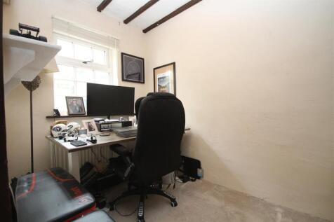 bedroom3.JPG