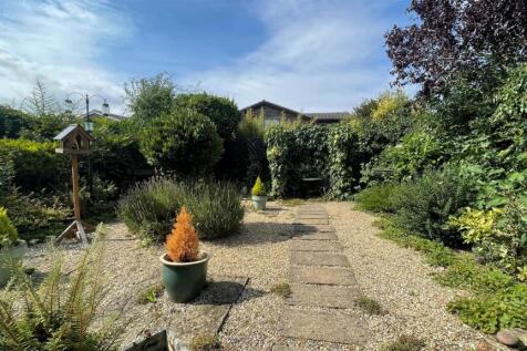 Garden 2.jpg