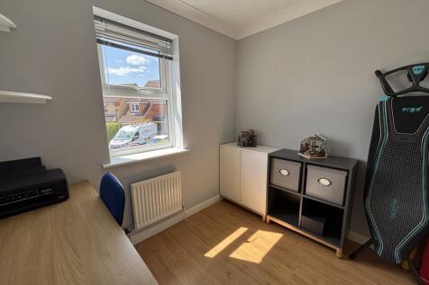 15 - Bed4.jpg