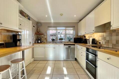 Kitchen.jpg