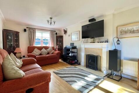Livingroom.jpg