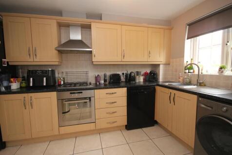 kitchen 1.JPG