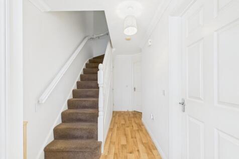 CAM04201G0-PR0111-STILL005