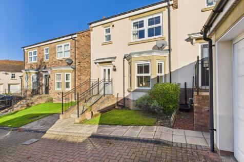 CAM04201G0-PR0111-STILL031