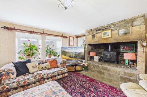 CAM04201G0-PR0110-STILL021