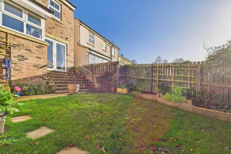 CAM04201G0-PR0118-STILL017