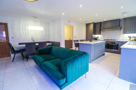Family/Dining/Kitchen